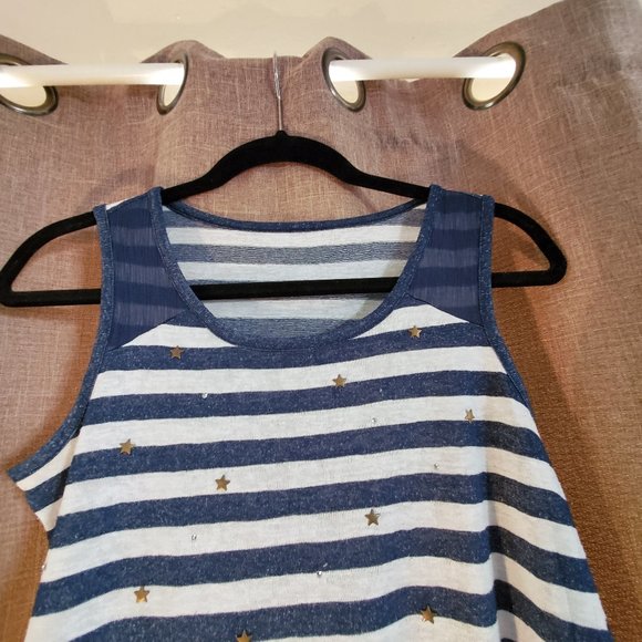 Stars & Stripes Asymmetrical Tank - Picture 4 of 6